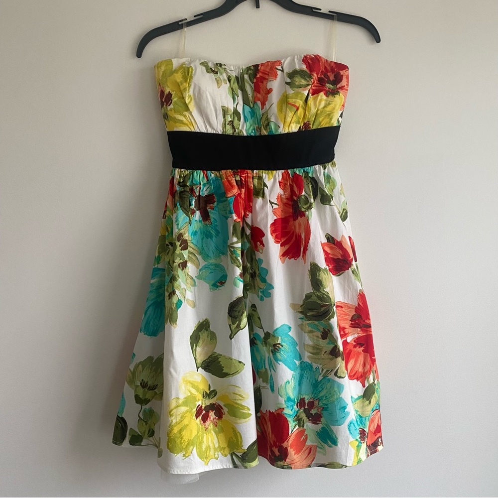 Ruby Rox Junior's White Floral Strapless Dress Size 7